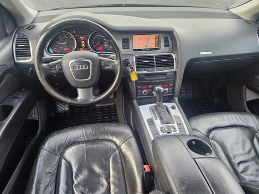 Audi Q7 vaihtoauto