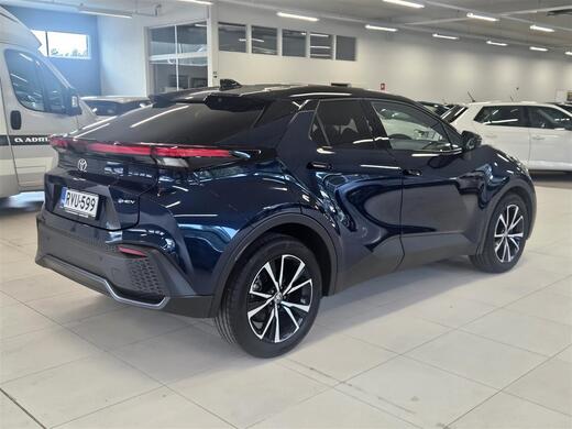 Toyota C-HR vaihtoauto