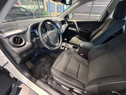Toyota RAV4 vaihtoauto