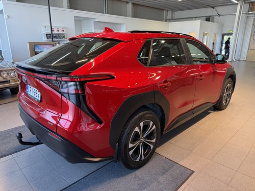Toyota bZ4X vaihtoauto