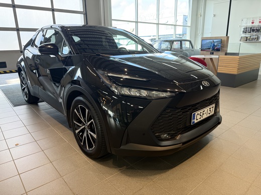 Toyota C-HR vaihtoauto