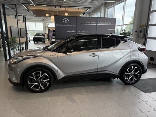 Toyota C-HR vaihtoauto