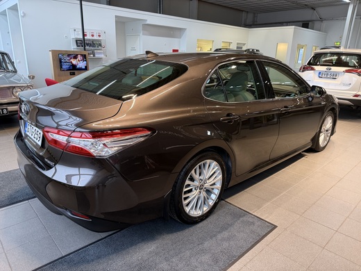 Toyota Camry vaihtoauto