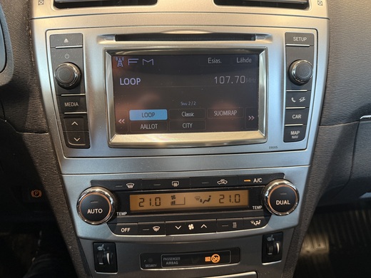 Toyota Avensis vaihtoauto