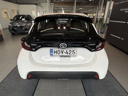 Toyota Yaris vaihtoauto