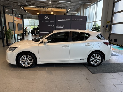 Lexus CT vaihtoauto
