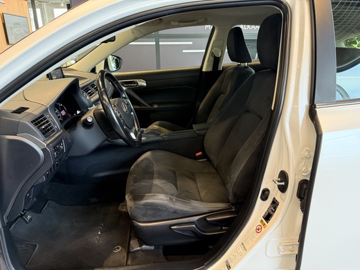 Lexus CT vaihtoauto