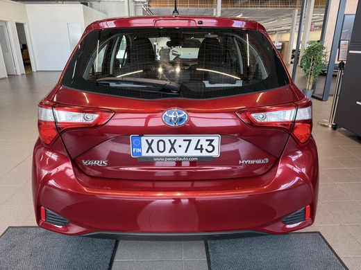 Toyota Yaris vaihtoauto