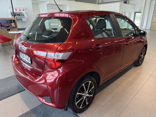 Toyota Yaris vaihtoauto