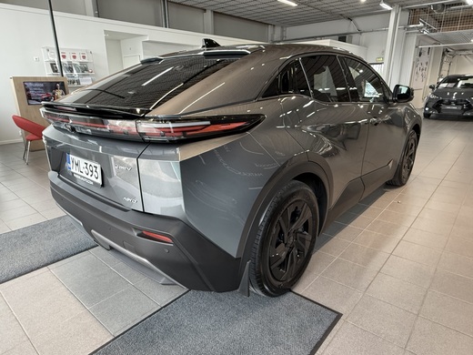 Toyota C-HR+ vaihtoauto