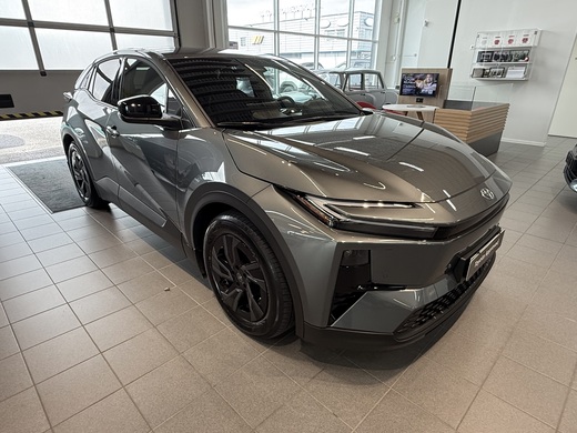 Toyota C-HR+ vaihtoauto