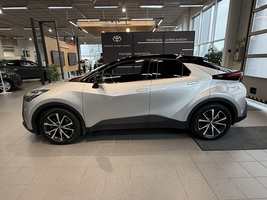 Toyota C-HR vaihtoauto