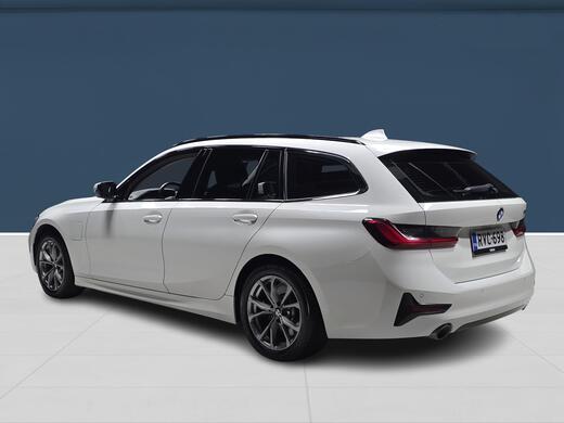 BMW 330 vaihtoauto