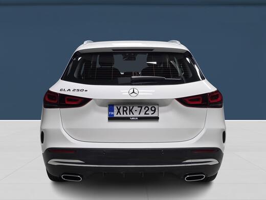 Mercedes-Benz GLA vaihtoauto