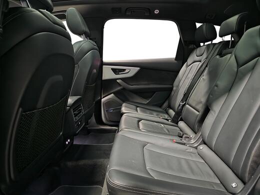 Audi Q7 vaihtoauto