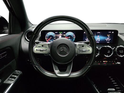 Mercedes-Benz GLA vaihtoauto