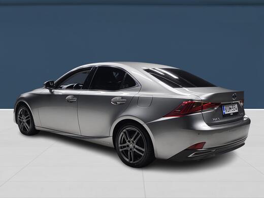 Lexus IS vaihtoauto