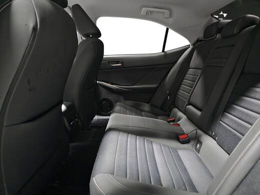 Lexus IS vaihtoauto