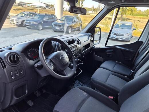 Nissan NV400 vaihtoauto