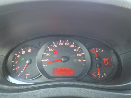 Nissan NV400 vaihtoauto