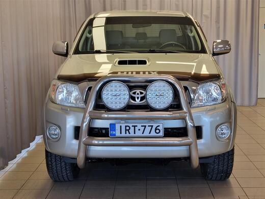 Toyota Hilux vaihtoauto