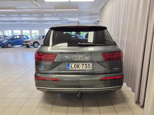 Audi Q7 vaihtoauto
