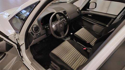 Suzuki SX4 vaihtoauto