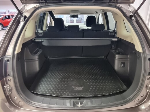 Mitsubishi Outlander vaihtoauto