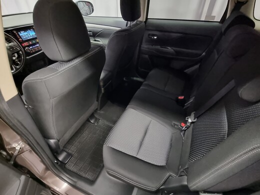 Mitsubishi Outlander vaihtoauto