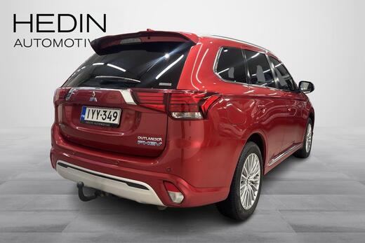 Mitsubishi Outlander PHEV vaihtoauto