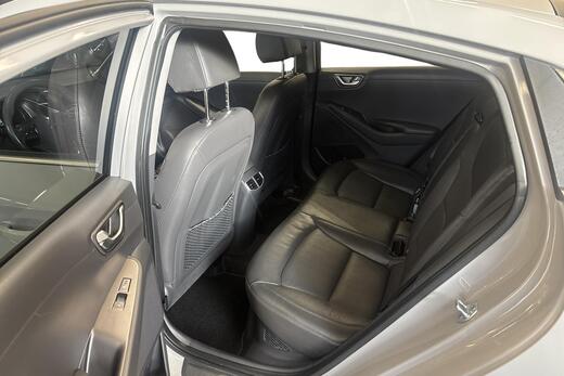 Hyundai IONIQ plug-in vaihtoauto