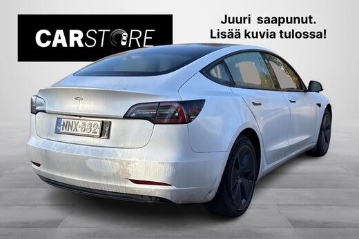 Tesla Model 3 vaihtoauto