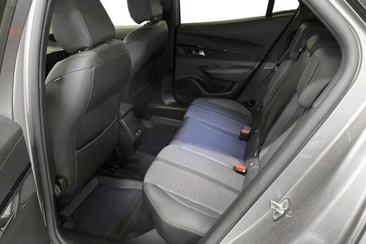 Peugeot e-2008 vaihtoauto