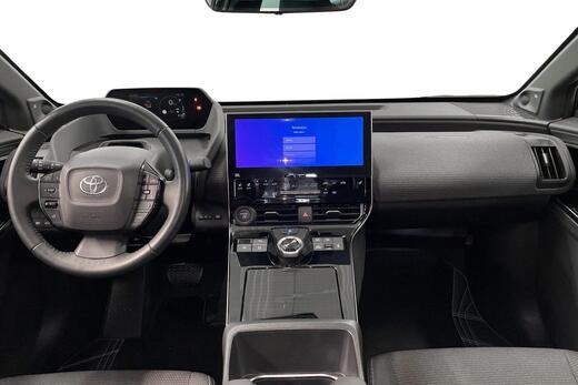 Toyota bZ4X vaihtoauto
