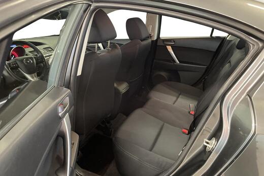 Mazda 3 vaihtoauto