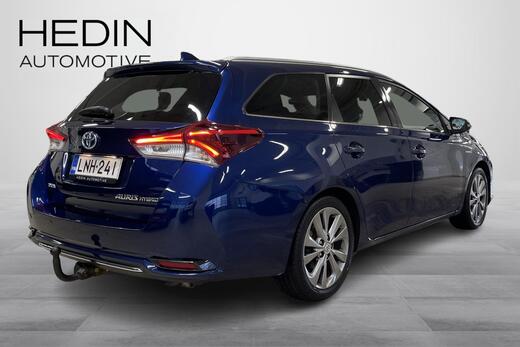 Toyota Auris vaihtoauto