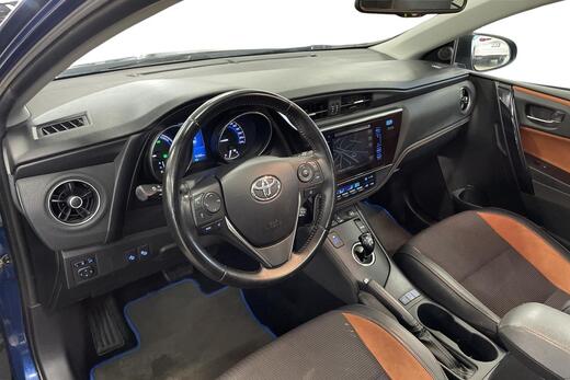 Toyota Auris vaihtoauto
