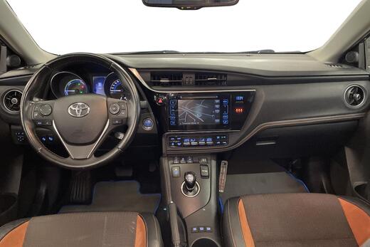 Toyota Auris vaihtoauto