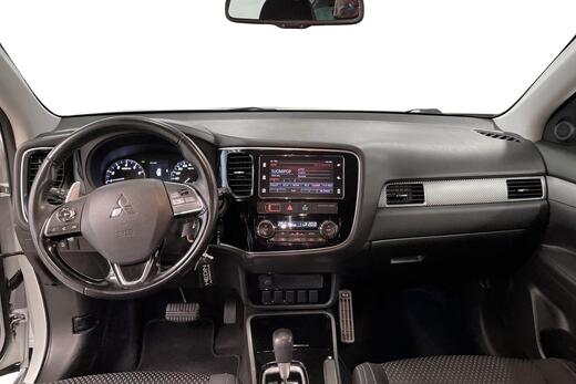 Mitsubishi Outlander vaihtoauto