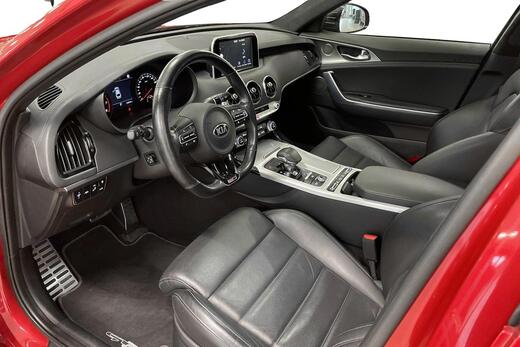 Kia Stinger vaihtoauto