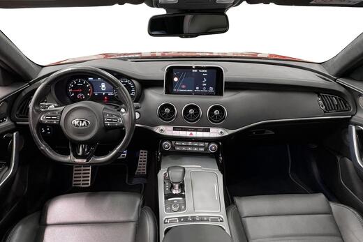 Kia Stinger vaihtoauto