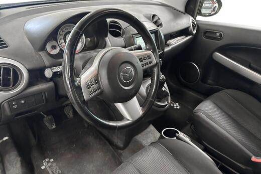 Mazda 2 vaihtoauto