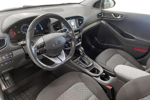 Hyundai IONIQ plug-in vaihtoauto