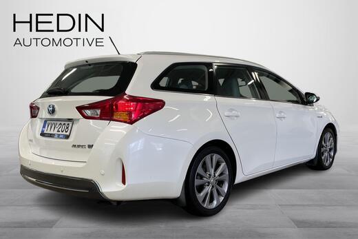 Toyota Auris vaihtoauto