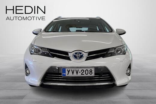 Toyota Auris vaihtoauto