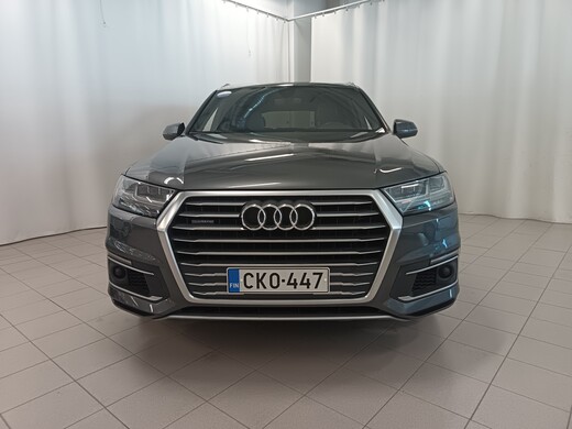Audi Q7 vaihtoauto