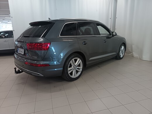 Audi Q7 vaihtoauto