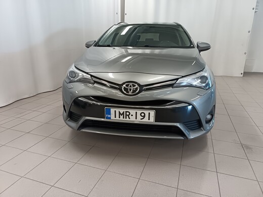 Toyota Avensis vaihtoauto