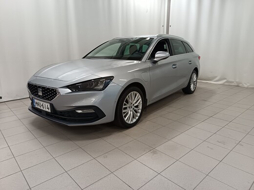 SEAT Leon Sportstourer vaihtoauto