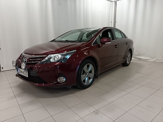 Toyota Avensis vaihtoauto